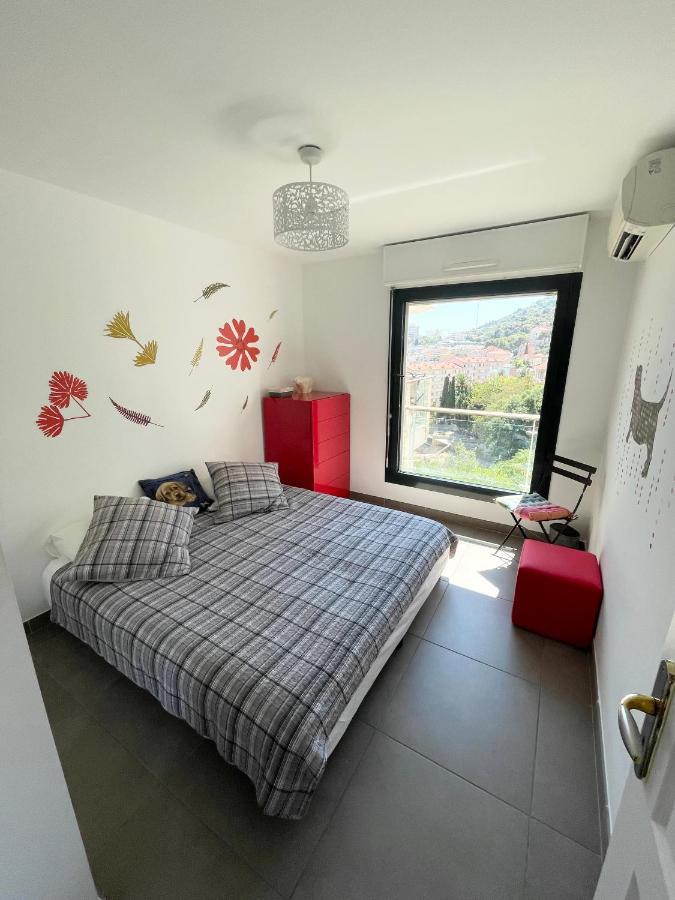Grand 3 Pieces Avec Terrasse Vue Mer Tout Confort Beausoleil Bagian luar foto